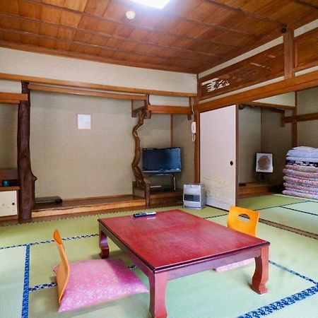Hotel Takaosou à Yufu Extérieur photo