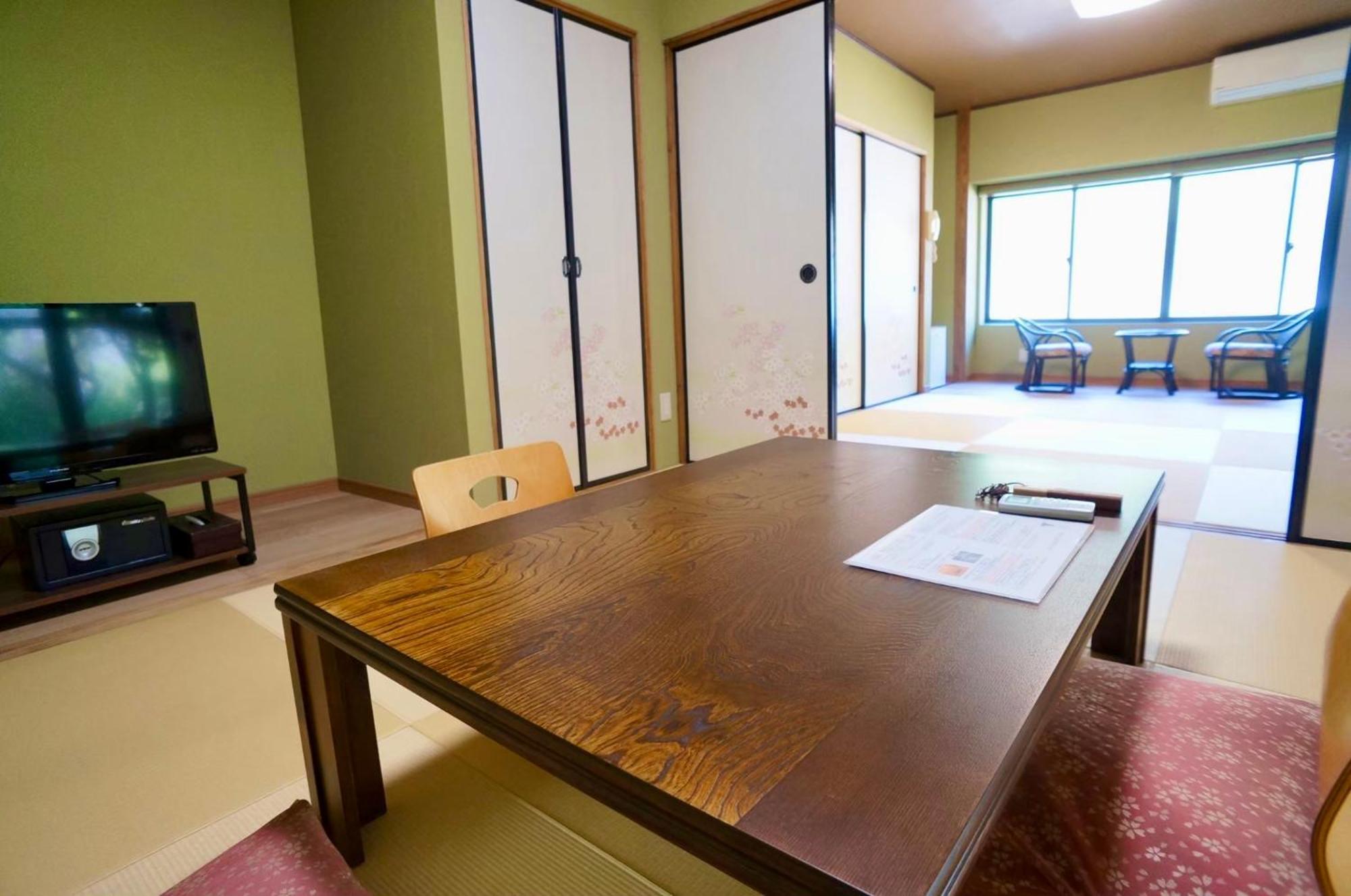 Hotel Takaosou à Yufu Extérieur photo