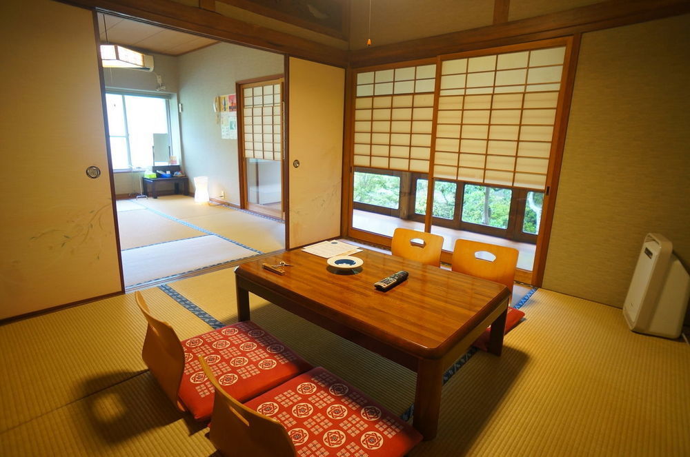 Hotel Takaosou à Yufu Extérieur photo