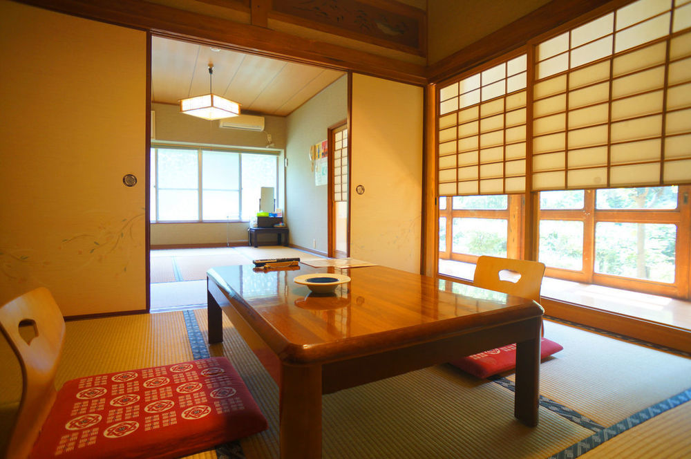 Hotel Takaosou à Yufu Extérieur photo