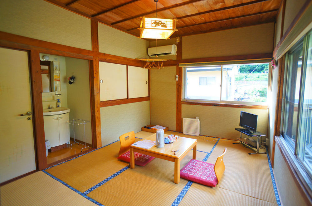 Hotel Takaosou à Yufu Extérieur photo